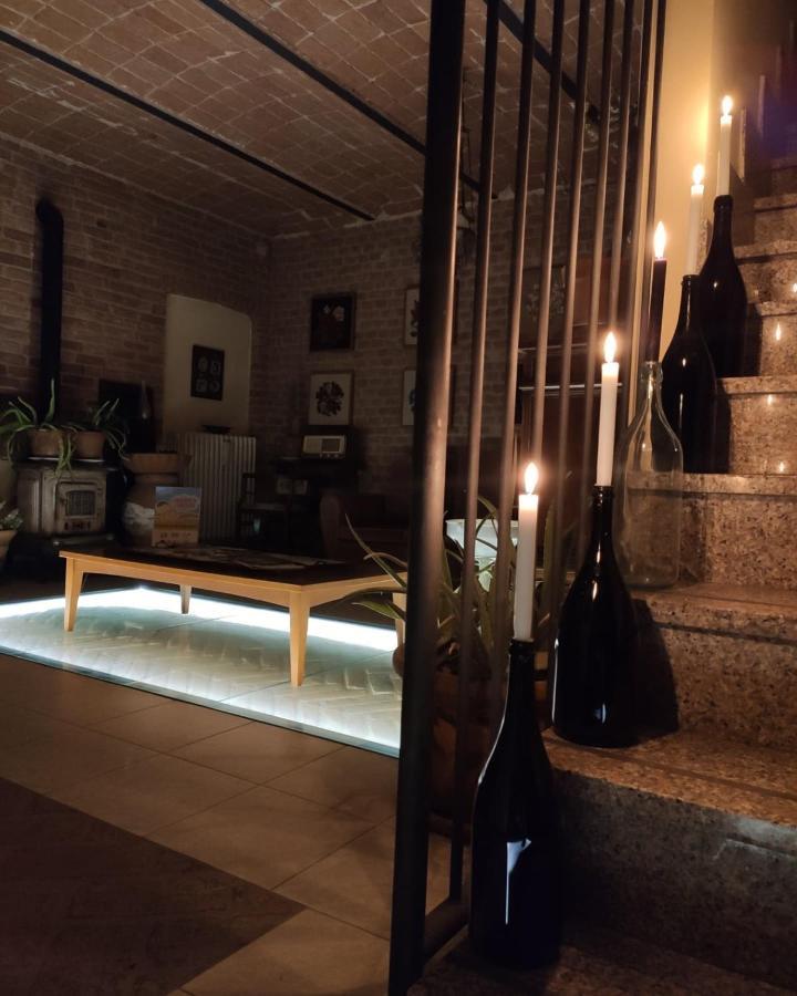 La Crota B&B アスティ エクステリア 写真